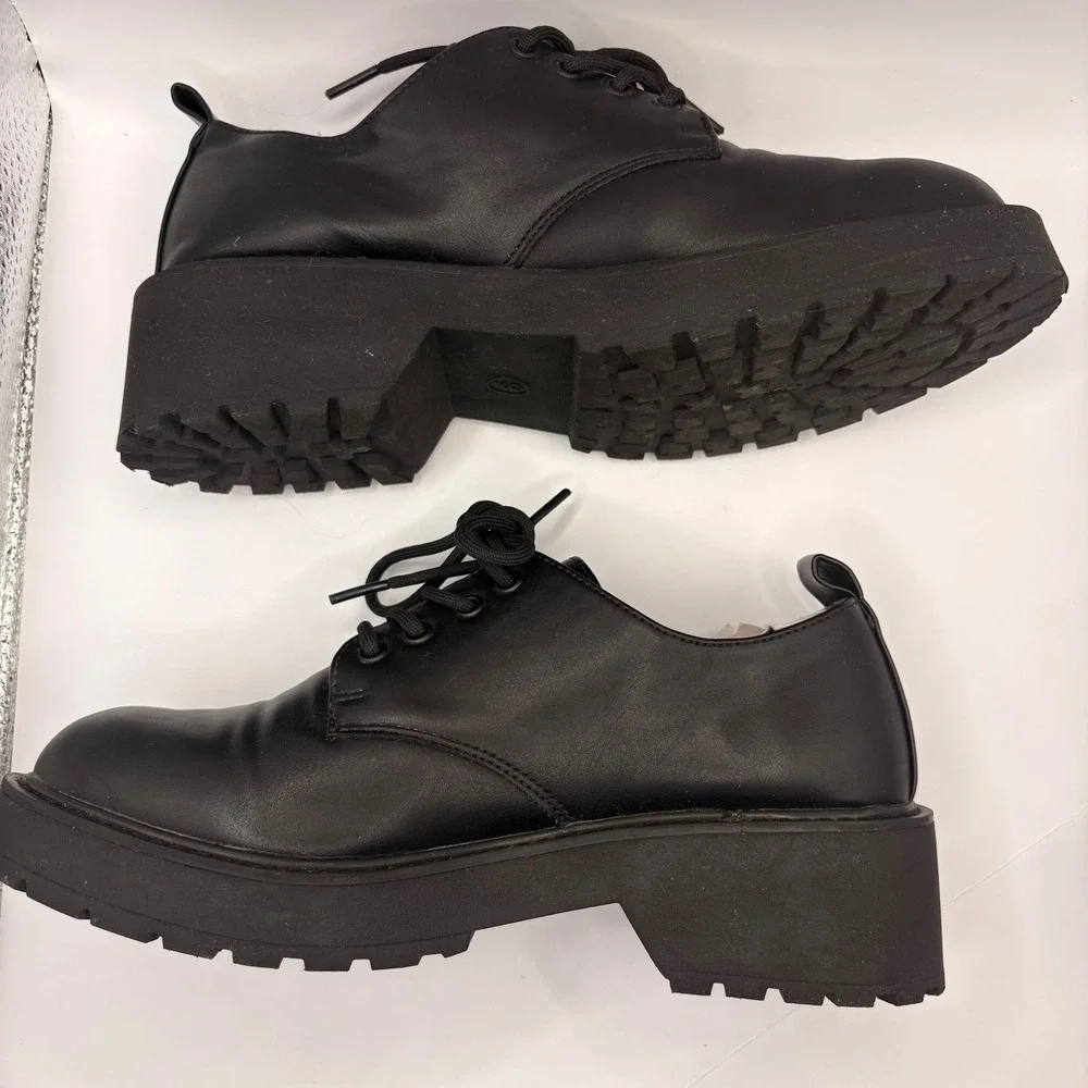 Black Faux Leather Platform Lug Sole Lace Up Oxfords Chunky Block Heel Size 9